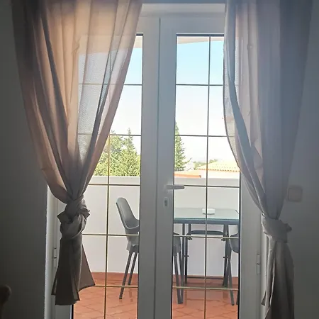 Les Roses Quartos Jardim E Montanha